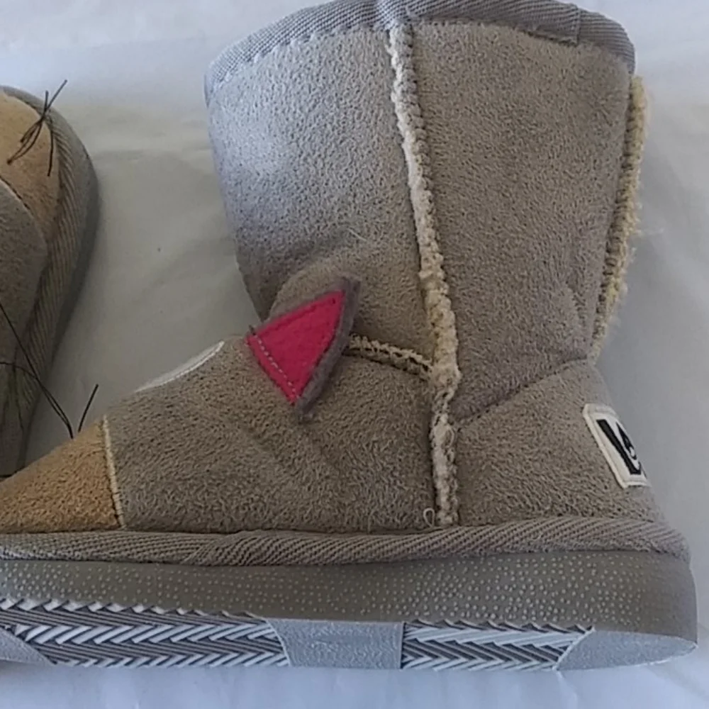 Cat Toasty Toes Girls Winter Boots Size 4/5